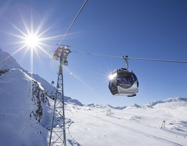 To the summit like in flight | © Kitzsteinhorn/Franz Reifmüller