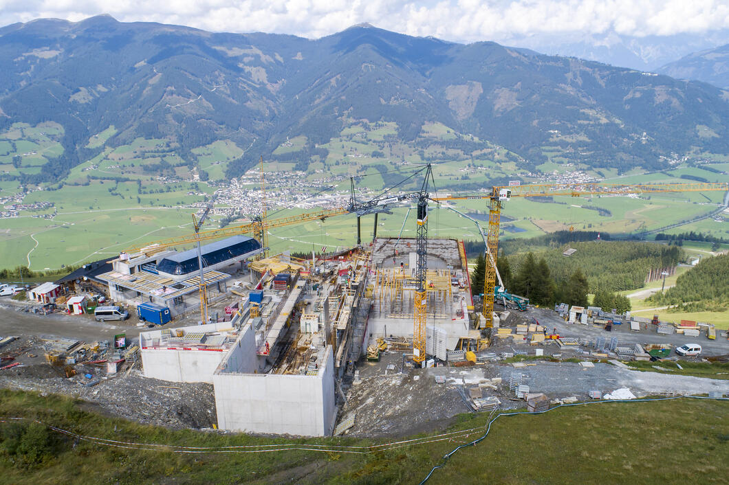 Die neue Bergstation der MK Maiskogelbahn ist gleichzeitig die Talstation der 3 K K-onncetion, die neue Verbindung Richtung Kitzsteinhorn | © Kitzsteinhorn