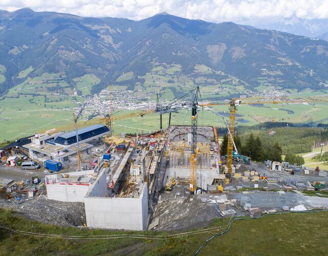 Die neue Bergstation der MK Maiskogelbahn ist gleichzeitig die Talstation der 3 K K-onncetion, die neue Verbindung Richtung Kitzsteinhorn | © Kitzsteinhorn
