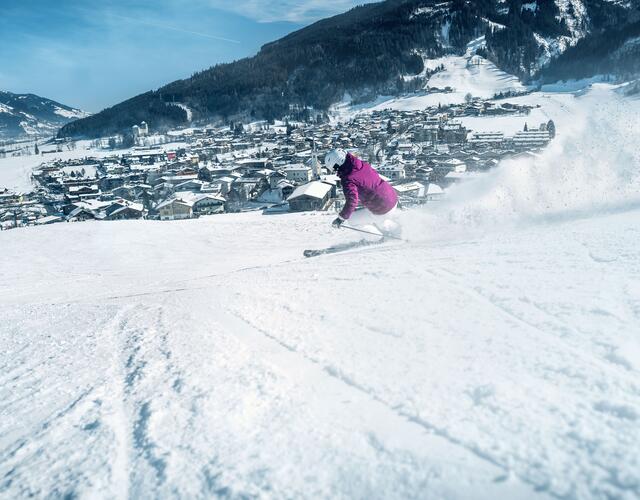 Ski-in-Ski-out direkt zum und vom Gletscher  | © Kitzsteinhorn