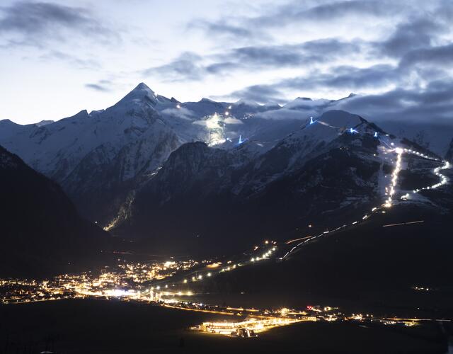 3K K-onnection Lichtinszenierung beim Opening 3K K-onnection | © Kitzsteinhorn