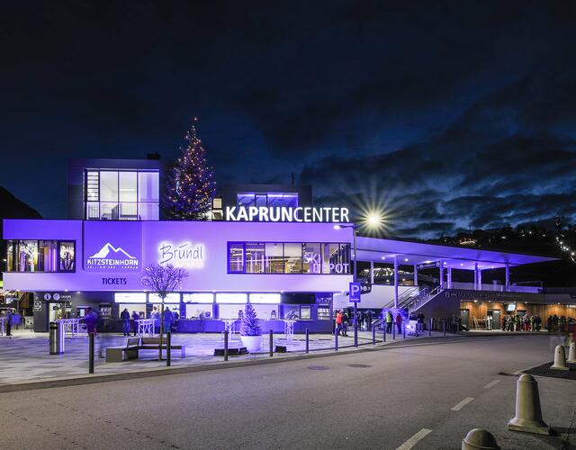 Lichtinszenierung Kaprun Center beim Opening 3K K-onnection | © Kitzsteinhorn