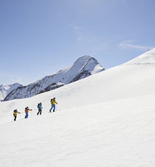 Bergwelten Skitouren Opening am Kitzsteinhorn | © Bergwelten, Manuel Ferrigato