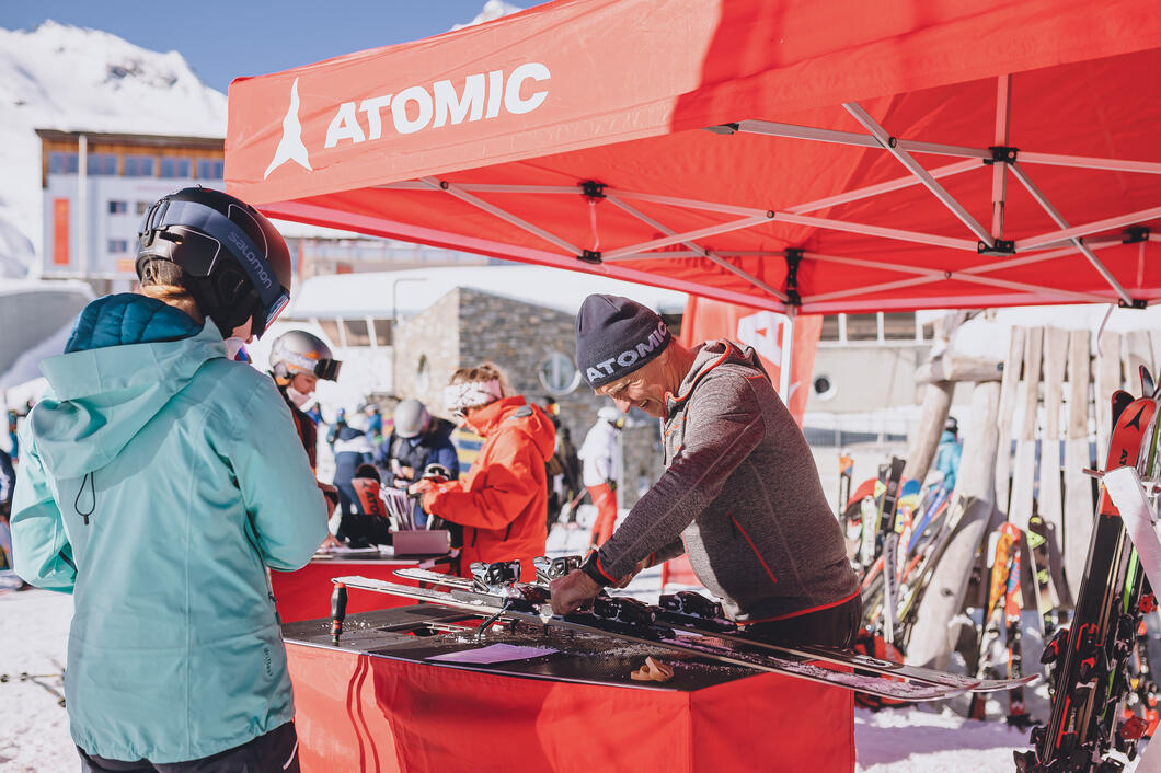 Skitest beim Alpincenter | © Kitzsteinhorn