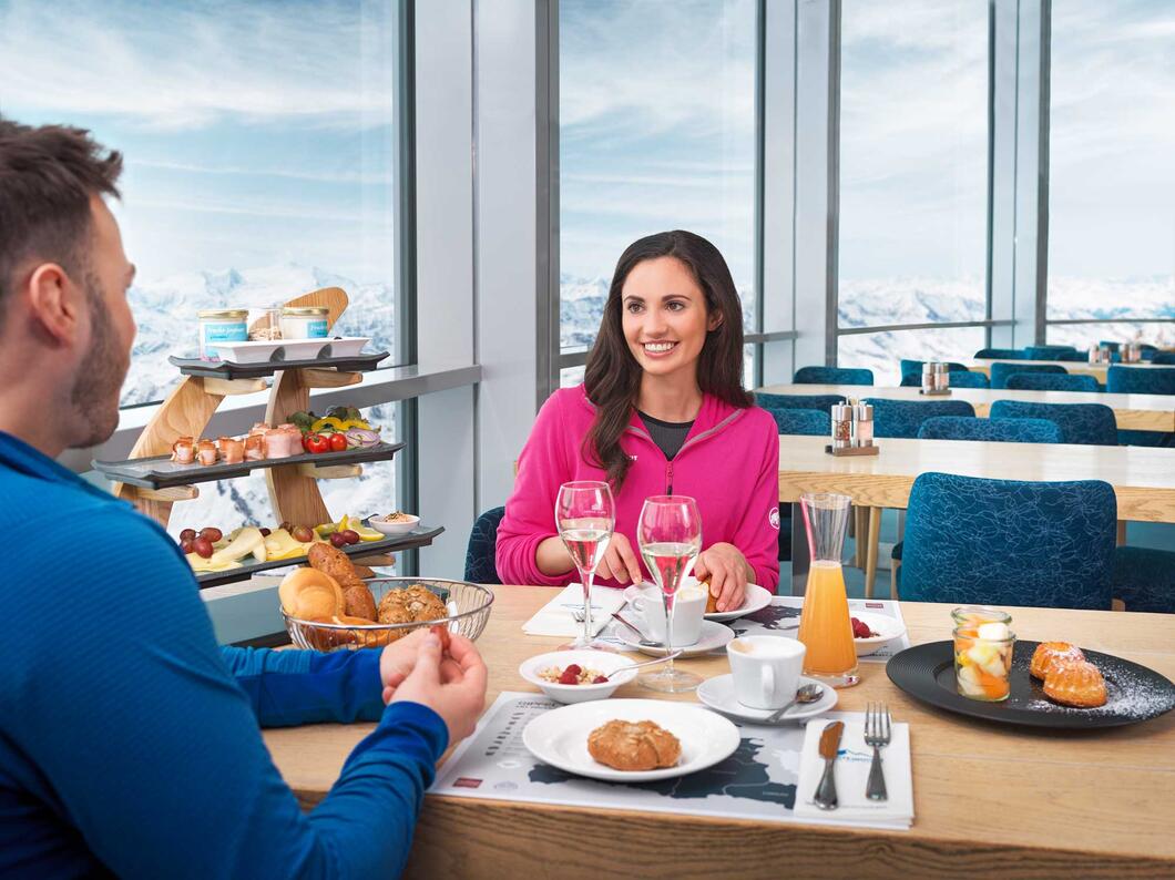 Regionales Frühstück auf 3.029 m | © Kitzsteinhorn