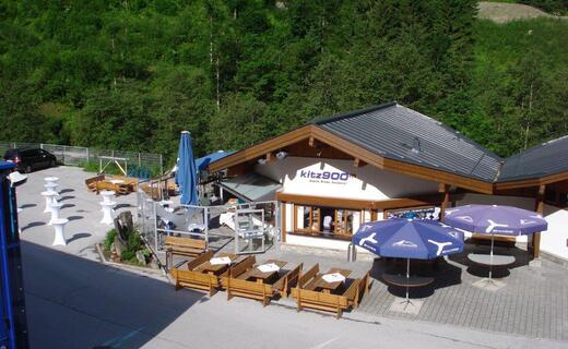 KITZ900 | © Kitzsteinhorn From small snack to après ski in chic alpine design with cosy bar and conservatory | © Kitzsteinhorn