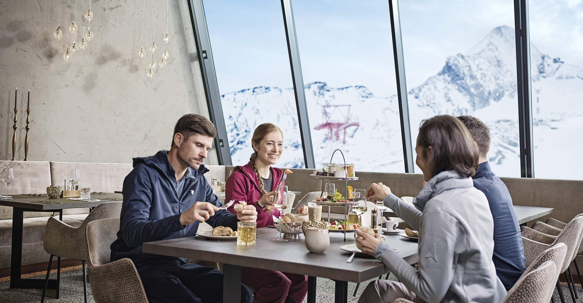 Kitzsteinhorn Lounge Restaurant Gleschermühle (c) Kitzsteinhorn