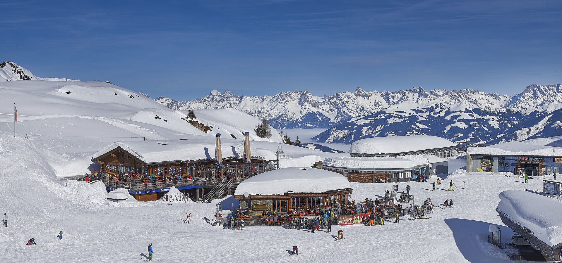 Quaint mountain restaurant & après ski at the Langwiedboden | © Kitzsteinhorn