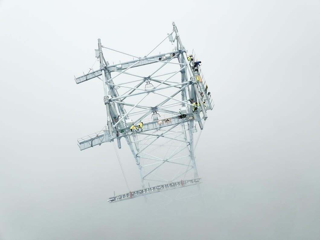 STÜTZE 4 - 3K K-ONNECTION | © Kitzsteinhorn Stützenmontage | © Kitzsteinhorn