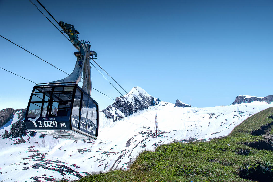 GIPFELBAHN SOMMER | © Kitzsteinhorn Topmoderne Liftanlagen sorgen für den raschen und komfortablen Aufstieg bis auf 3.000 Meter | © Kitzsteinhorn