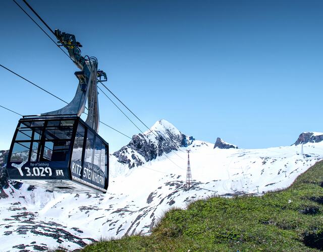 Topmoderne Liftanlagen sorgen für den raschen und komfortablen Aufstieg bis auf 3.000 Meter | © Kitzsteinhorn