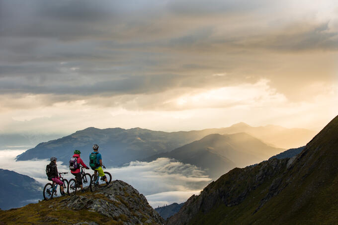 Das Kitzsteinhorn bietet perfekt zugeschnittene Trails und Routen für alle Varianten des Bikesports | © SalzburgerLand - David Schultheiss for WOM Medien