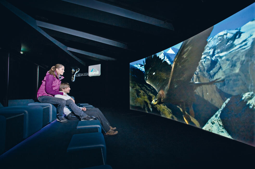 CINEMA 3000 | © Kitzsteinhorn Höchster Kinogenuss auf 3.029 Metern in Österreich | © Kitzsteinhorn
