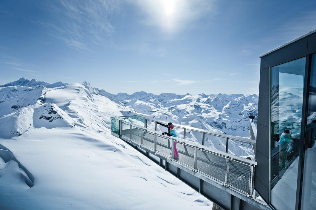 NATIONALPARK GALLERY WINTER - PLATTFORM | © Kitzsteinhorn Einzigartige Ein- und Ausblicke auf die höchsten Berger Österreichs | © Kitzsteinhorn