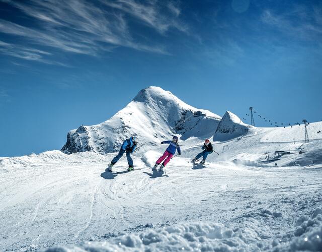 Funline mit Hindernissen für Anfänger und Könner | © Kitzsteinhorn