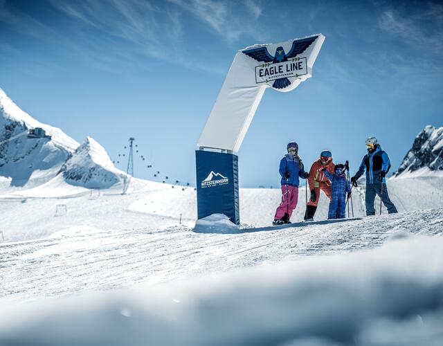 The "Eagle Line” fun piste guarantees cries of joy from children – but big adventurers and snow park beginners let the happiness hormones take over here too