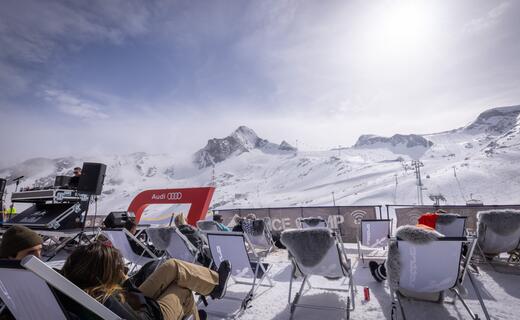 ICE CAMP Sonnendeck presented by Audi | © Kitzsteinhorn ICE CAMP Sonnendeck presented by Audi | © Kitzsteinhorn