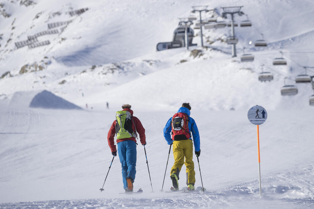 The Kitzsteinhorn offers all ski tourers an early start to their sporty ski mountaineering season in autumn already | © Gletscherbahnen Kaprun AG