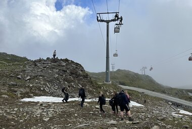 Müllsammelaktion Umweltbaustelle Alpenverein am Kitzsteinhorn | © Edith Danzer