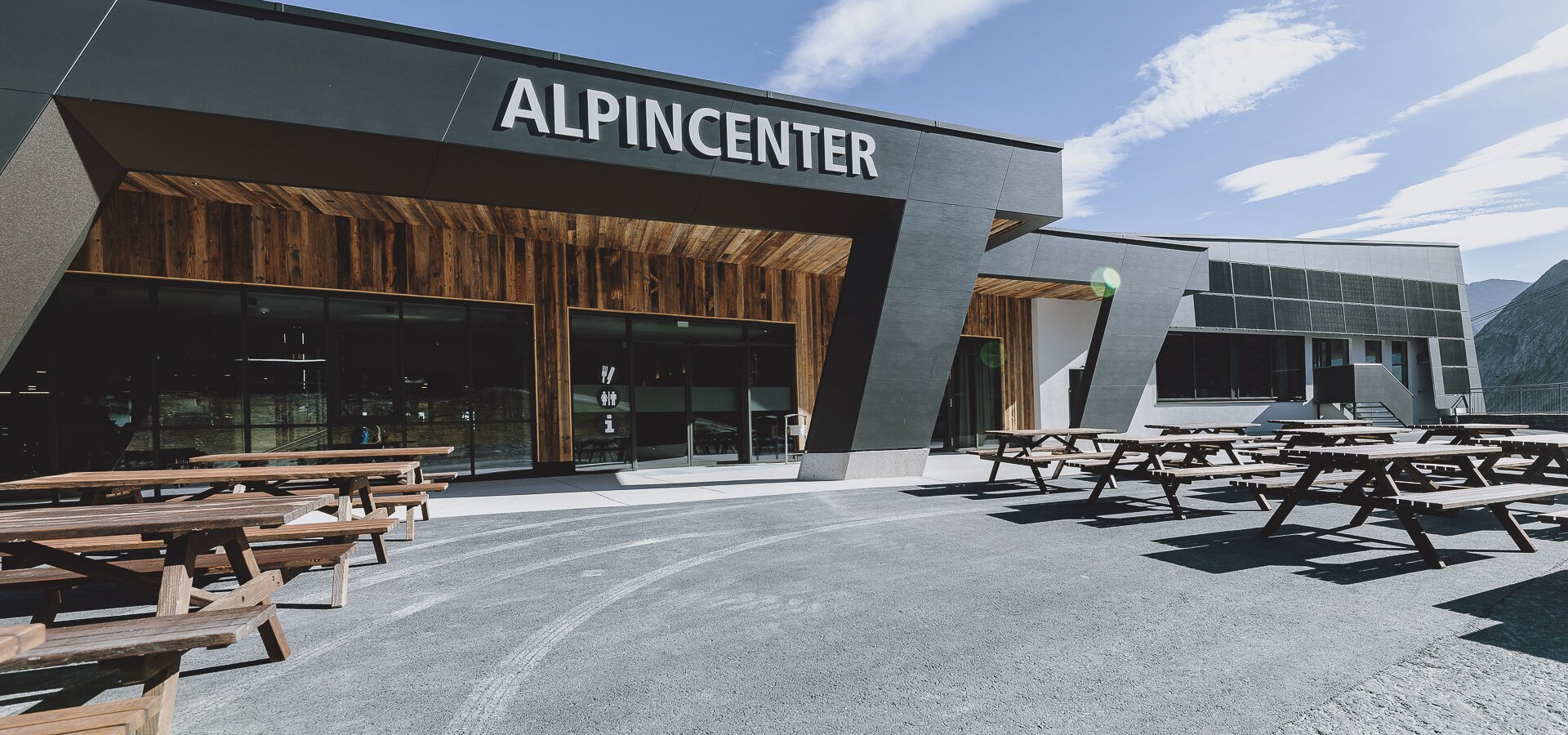 PV Anlagen beim neuen Alpincenter | © Stefanie Oberhauser